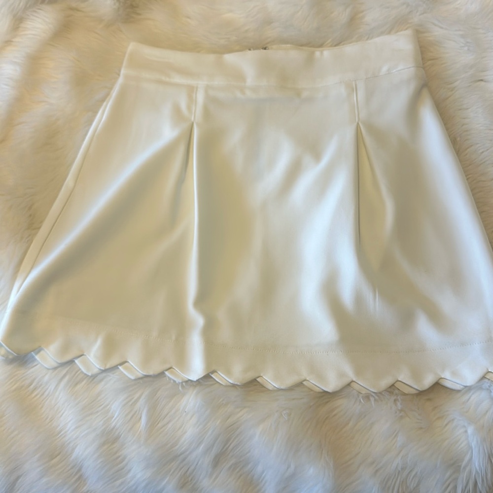 Altar’d state white scalloped skirt